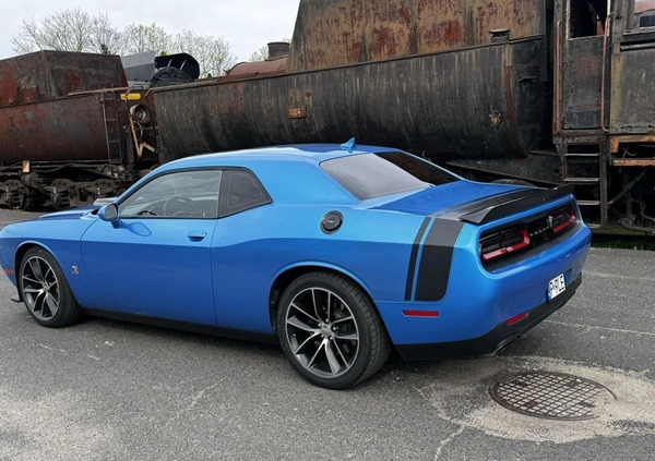 Dodge Challenger cena 149900 przebieg: 85000, rok produkcji 2016 z Stary Sącz małe 781